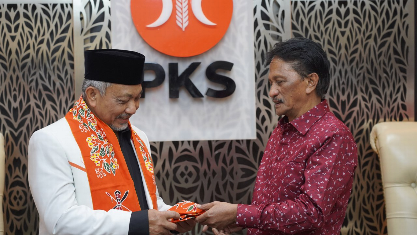 PKS Dukung Asri Arman –  Selfinus Kainama Pada Pilbup Seram Bagian Barat 2024