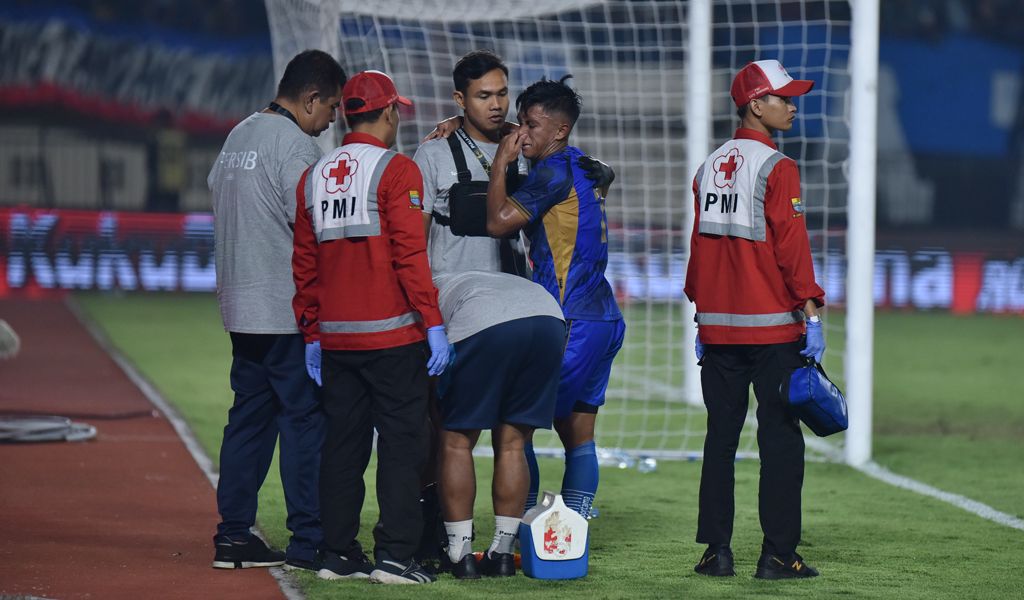 Persib Masih Pantau Kondisi Cedera Febri Haryadi