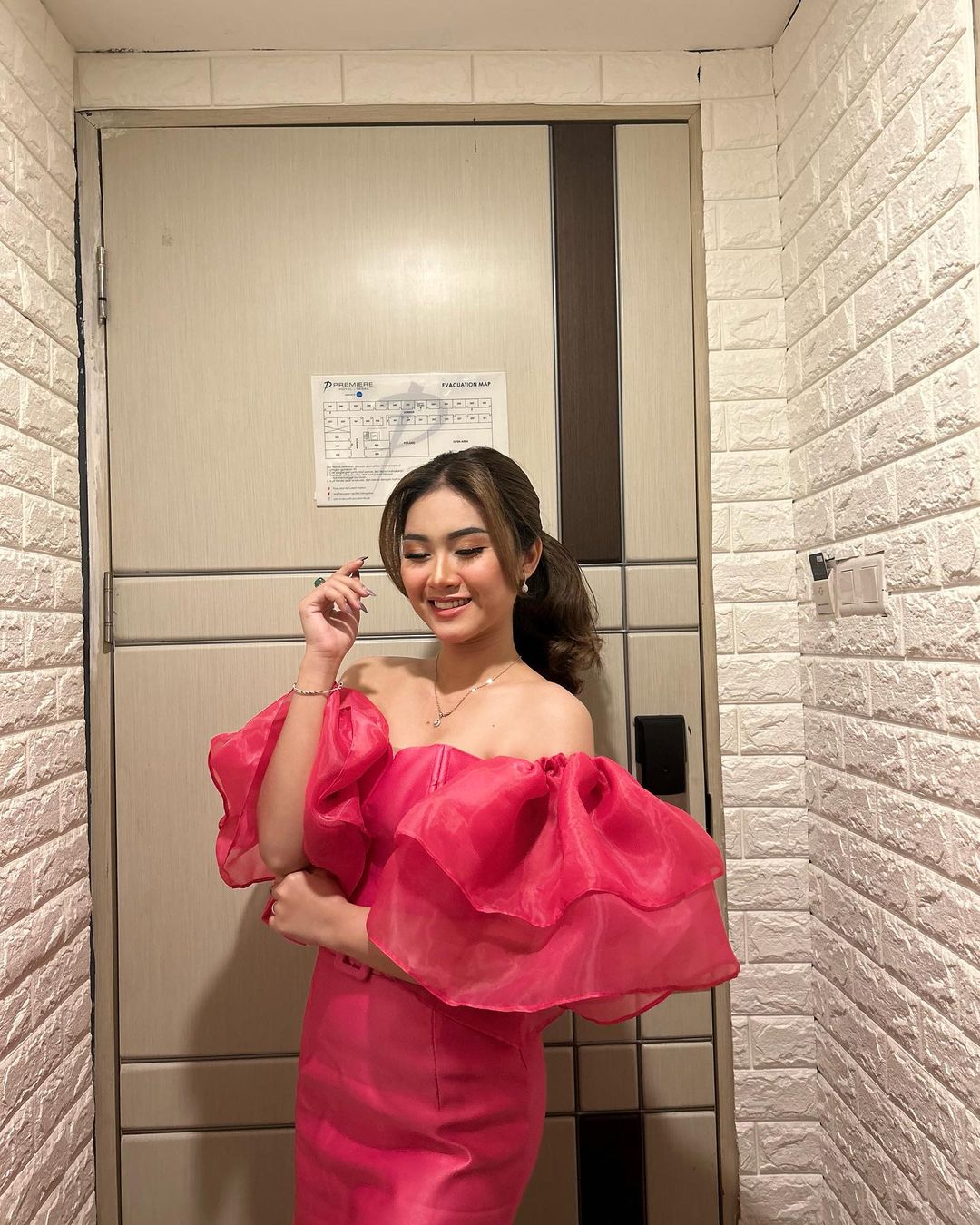 Lirik Lagu “Babar Pisan” – Dike Sabrina