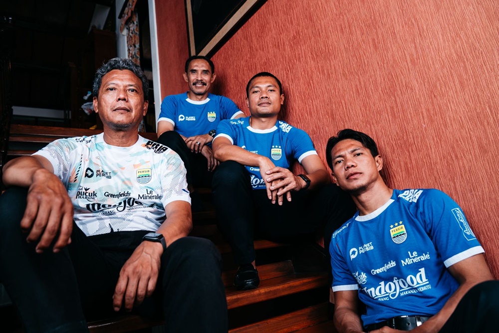 Persib Luncurkan Tiga Varian Jersey Terbaru, Terinspirasi Tahun 1923 & 2014
