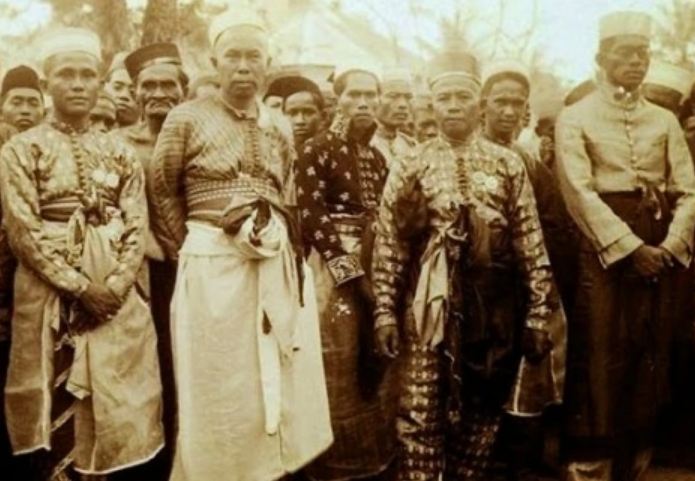 Mengapa Banyak Orang Makassar yang Memiliki Nama Andi? Ini Penjelasan Lengkapnya