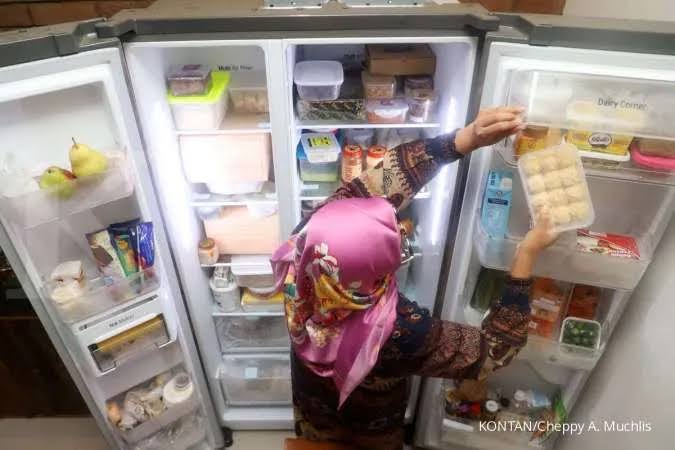 Hati-hati! 7 Makanan Ini Bisa Jadi Racun Kalau Disimpan di Kulkas