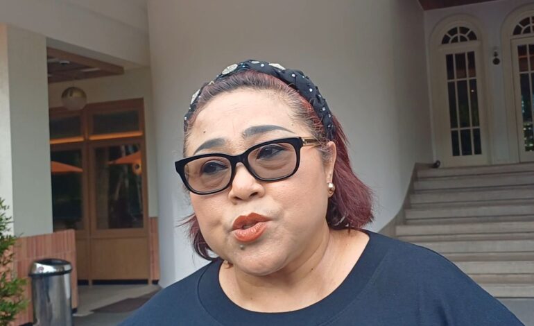 Nunung Sembuh Total dari Kanker Payudara: “Alhamdulillah Banget, Gak Ada Risiko Keturunan”