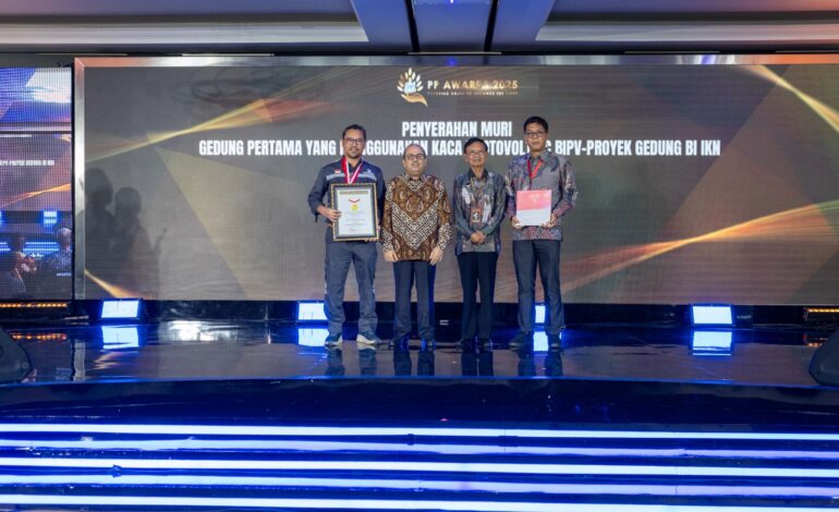 PTPP Raih Rekor MURI atas Inovasi Kaca Fotovoltaik di IKN