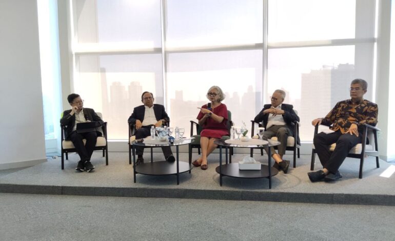 24 Tokoh Sampaikan Amicus Curiae dalam Uji Materi Pasal 2 Ayat (1) dan Pasal 3 UU Tipikor