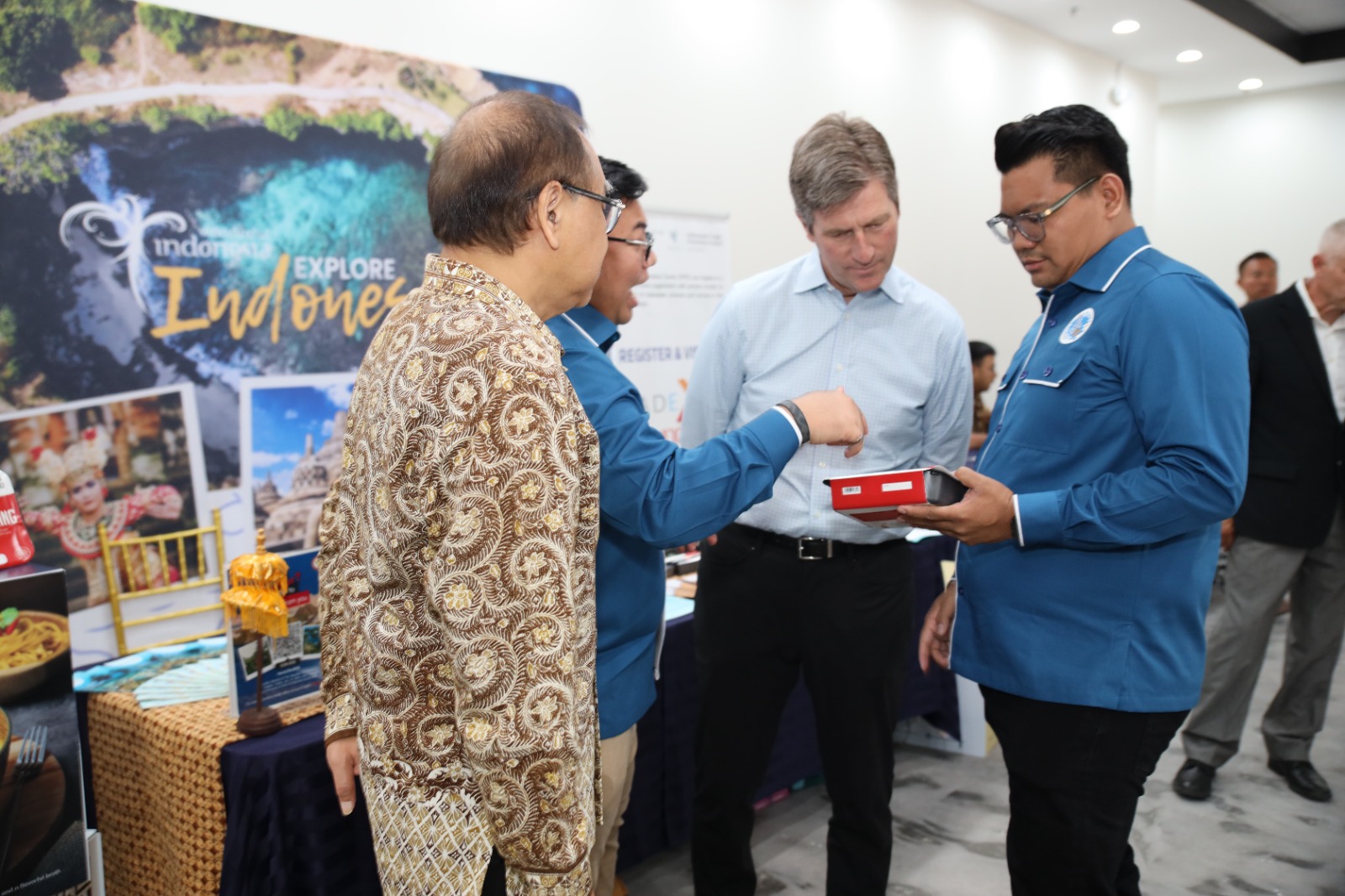 Maket Gedung Parlemen RI Karya Pola Raya Jadi Suvenir Diplomatik di Jepang, AS, dan Turki