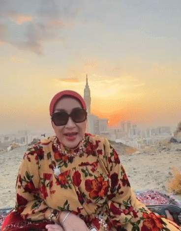 Ketua Umum BPW Indonesia Giwo Rubianto Jalani Umrah, Nikmati Keindahan Jabal Khandamah di Makkah