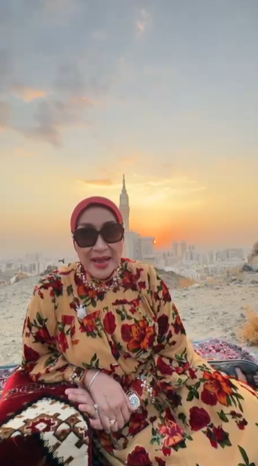 Ketua Umum BPW Indonesia Giwo Rubianto Jalani Umrah, Nikmati Keindahan Jabal Khandamah di Makkah