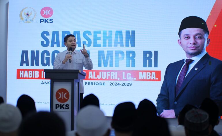 Bangun Persatuan di Tengah Tantangan, Habib Idrus Ingatkan Generasi Muda untuk Menjaga Jatidiri