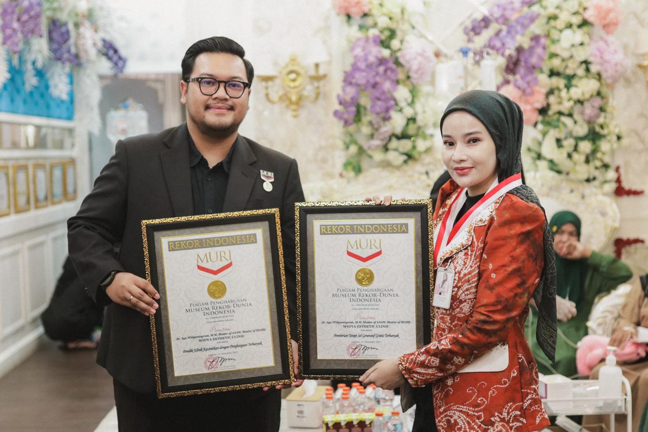 Membanggakan! dr. Ayu Widyaningrum Raih Dua Rekor MURI pada Hari Kesehatan Nasional