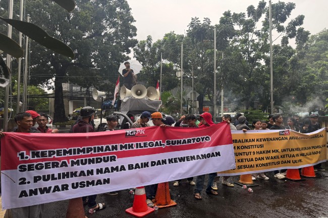 Kedudukan Ketua MK Tak Sah Berdasar Putusan PTUN, KaPK Desak Suhartoyo Segera Mundur!