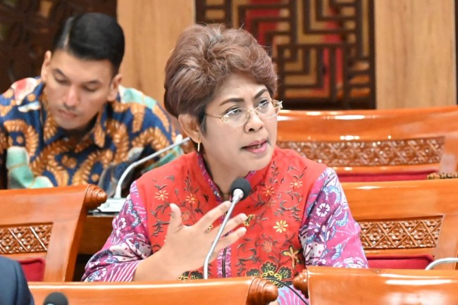 Mercy Barends: TPPO Bermodus Janji Kontrak Sepak Bola, Tindak dan Sapu Bersih Jaringan Sindikat