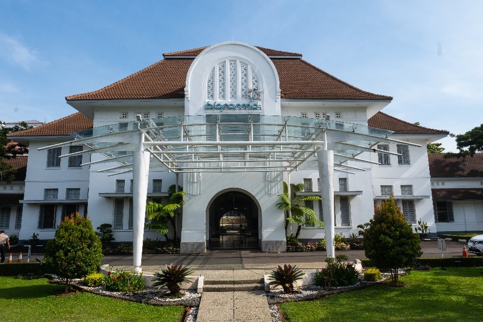 Farma Tegaskan Posisi sebagai BUMN Penopang Kesehatan Nasional, Terima Sertifikat Halal untuk Vaksin HPV NusaGard