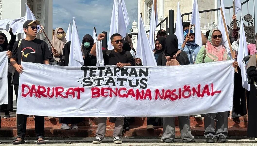 Bendera Putih Berkibar di Aceh, Desakan Buka Bantuan Internasional Kian Menguat