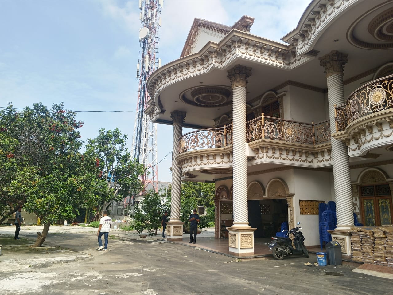 Rumah Muzdalifah Didatangi Penagih, Utang Ratusan Juta Jadi Sorotan