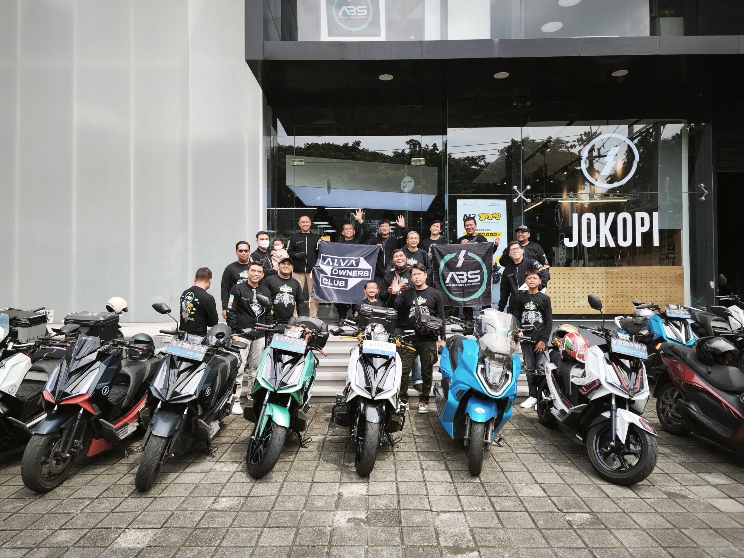 ALVA Owners Club (AOC) Deklarasikan Chapter Surabaya Raya, Perkuat Ekosistem Komunitas Motor Listrik di Jawa Timur