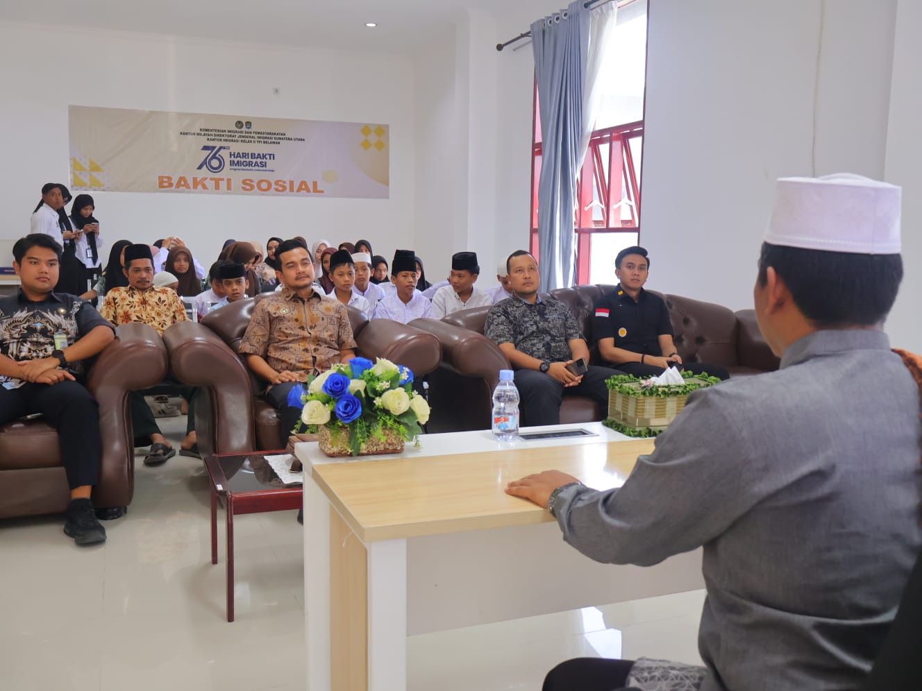 Imigrasi Belawan Gelar Bakti Sosial Sambut Hari Bhakti Imigrasi ke-76