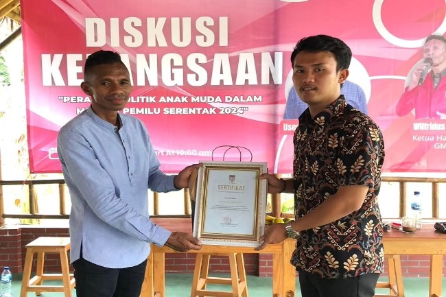 Polemik Hilirisasi Jagung Sikka: Antara Aspirasi Petani, Etika Komunikasi, dan Integritas Jabatan Publik