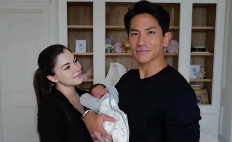 Pangeran Abdul Mateen Perkenalkan Anak Pertama ke Publik, Unggah Potret Baby Zahra di Instagram