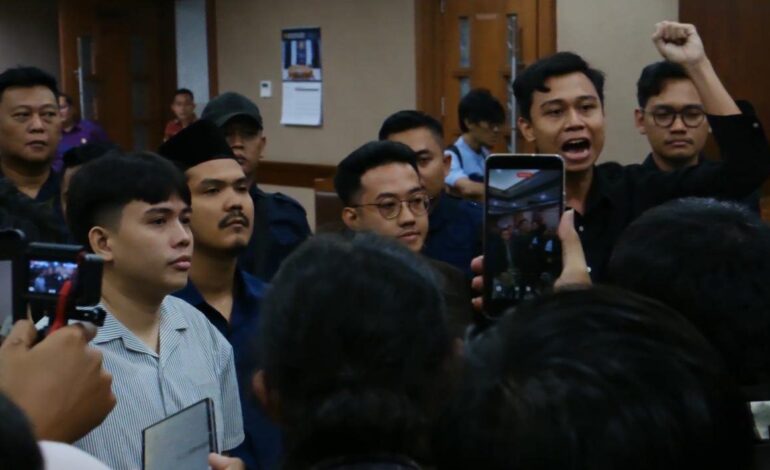 Tuntutan 2 Tahun Penjara untuk Delpedro dkk Dinilai Kriminalisasi Ekspresi Kritik