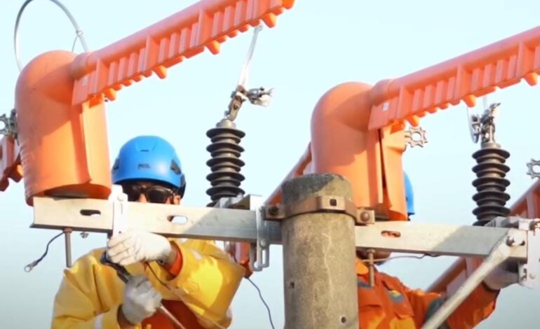 PLN Pastikan Listrik dan SPKLU Aman Saat Lebaran 2026