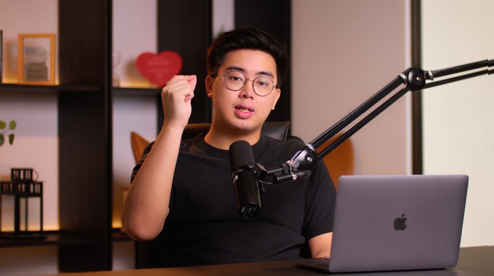 Timothy Ronald Bongkar Alasan Gen Z Sulit Punya Rumah, Gaji Tak Seimbang Harga Properti