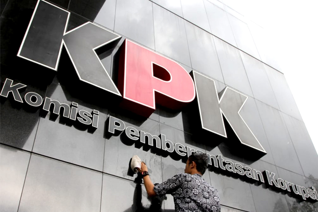 M Suryo Mangkir, KPK Didesak Tegas dalam Kasus Cukai Rokok