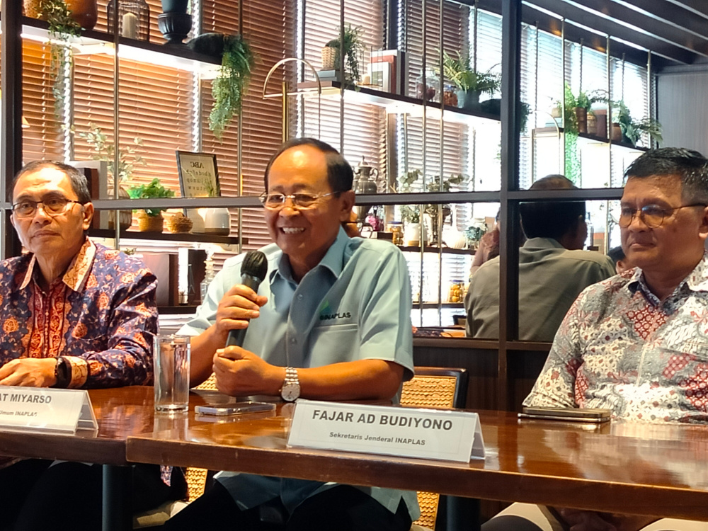 INAPLAS Bantah Jadi Penyebab Kenaikan Harga Plastik