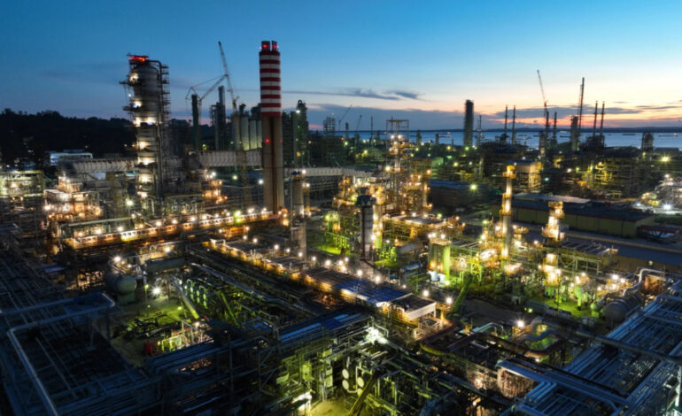 CERI Desak Menteri ESDM Jelaskan Status Kargo Minyak Rusia di Kilang Pertamina Balikpapan